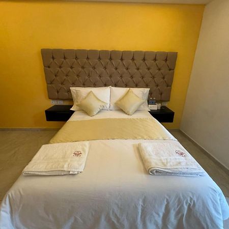 Oyo Hotel Familiar Tollan Cholula Eksteriør billede