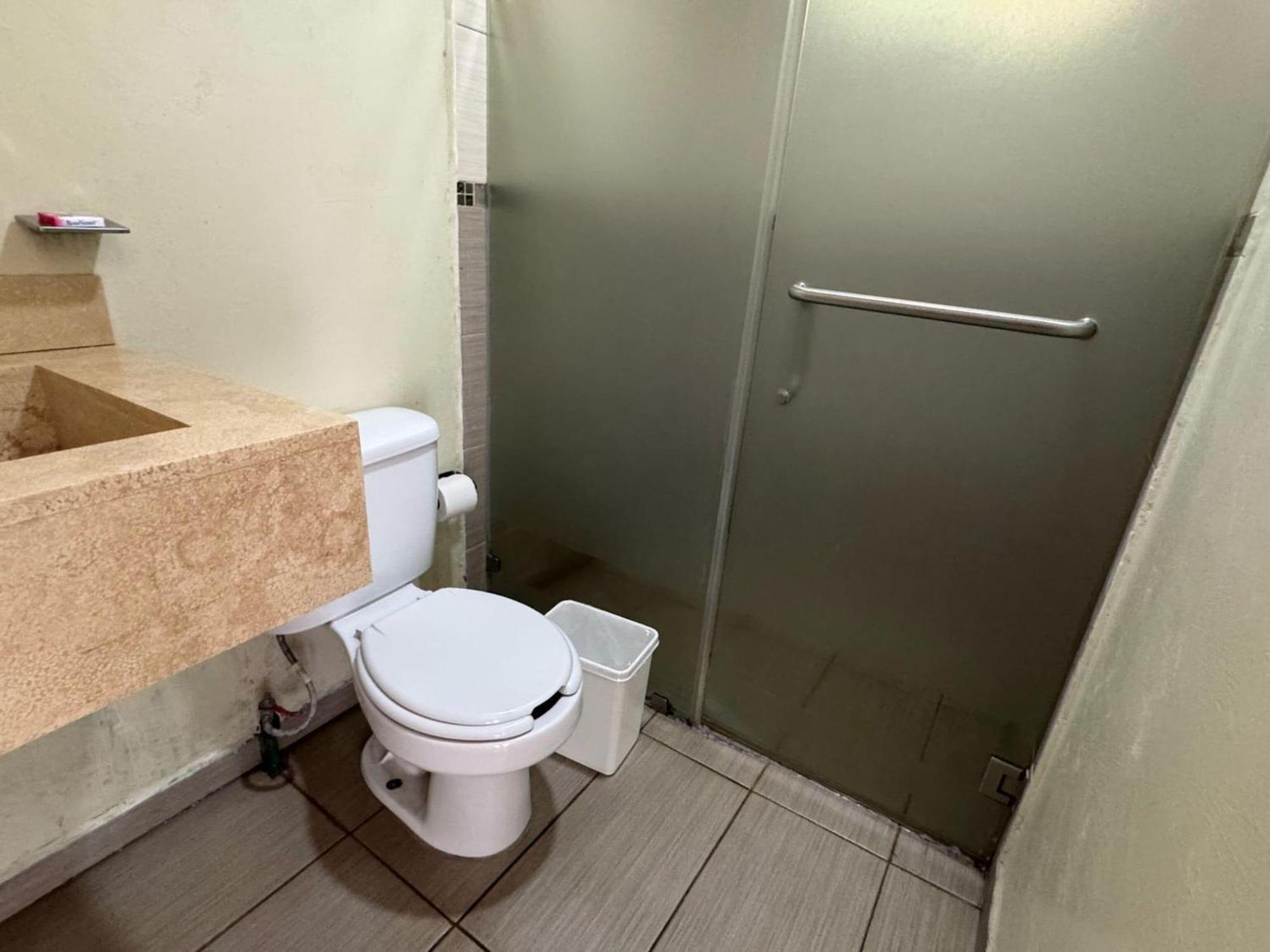 Oyo Hotel Familiar Tollan Cholula Eksteriør billede