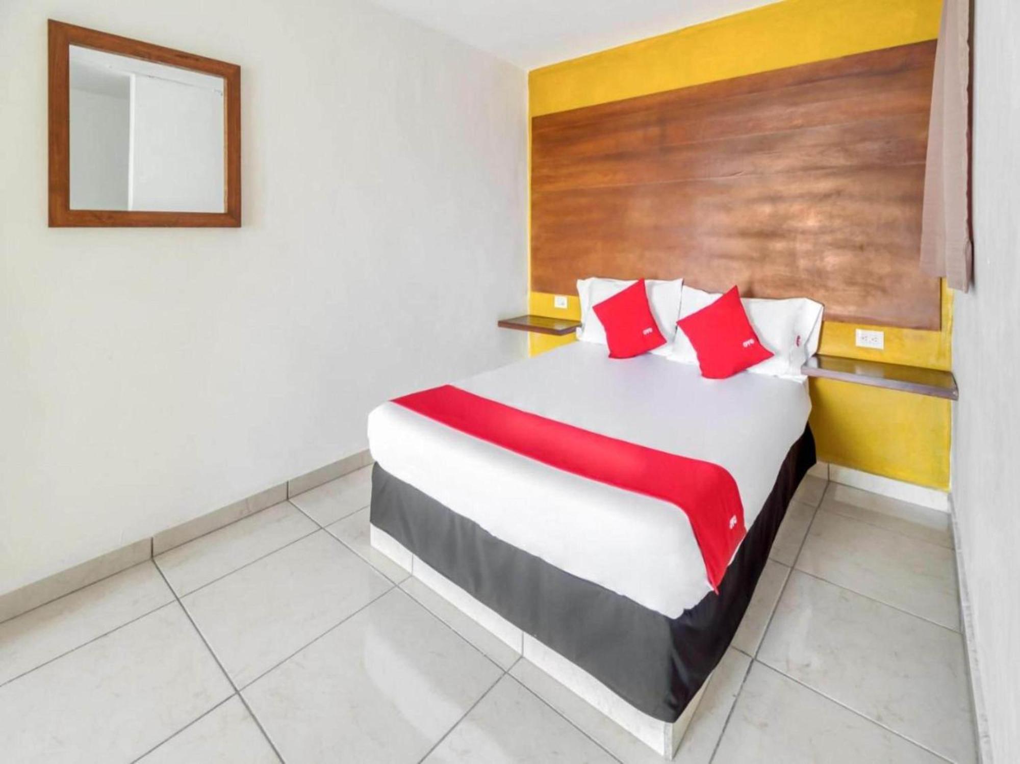 Oyo Hotel Familiar Tollan Cholula Eksteriør billede