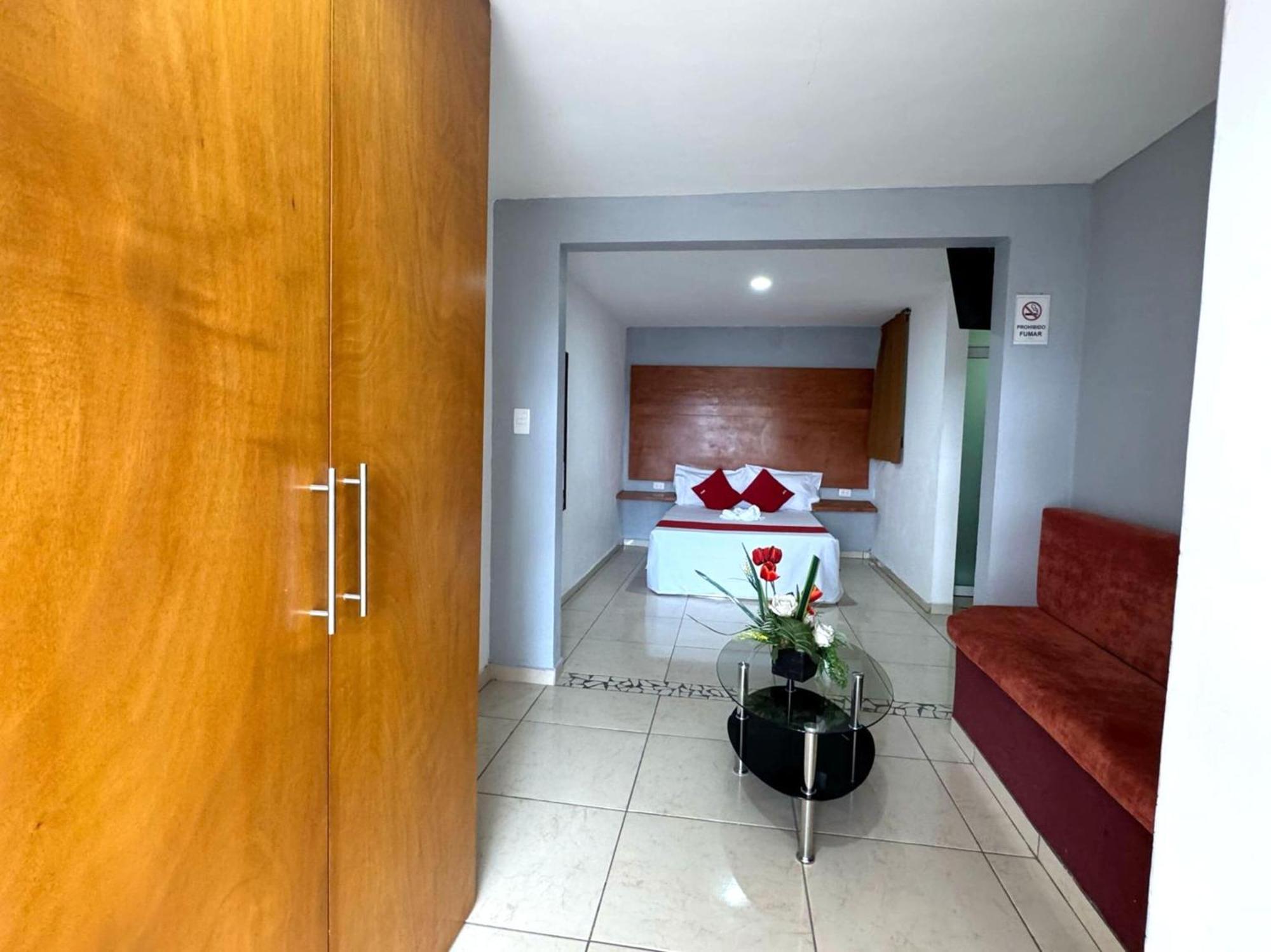 Oyo Hotel Familiar Tollan Cholula Eksteriør billede