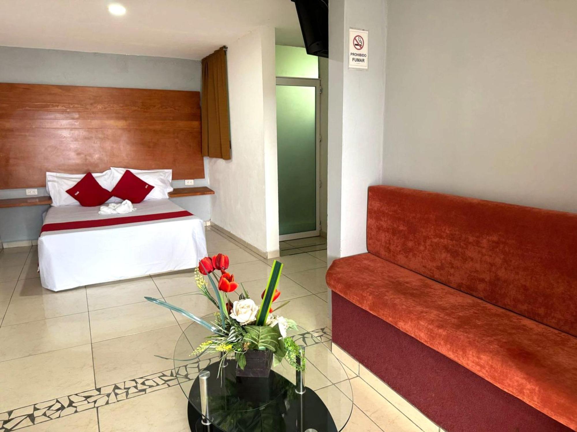Oyo Hotel Familiar Tollan Cholula Eksteriør billede