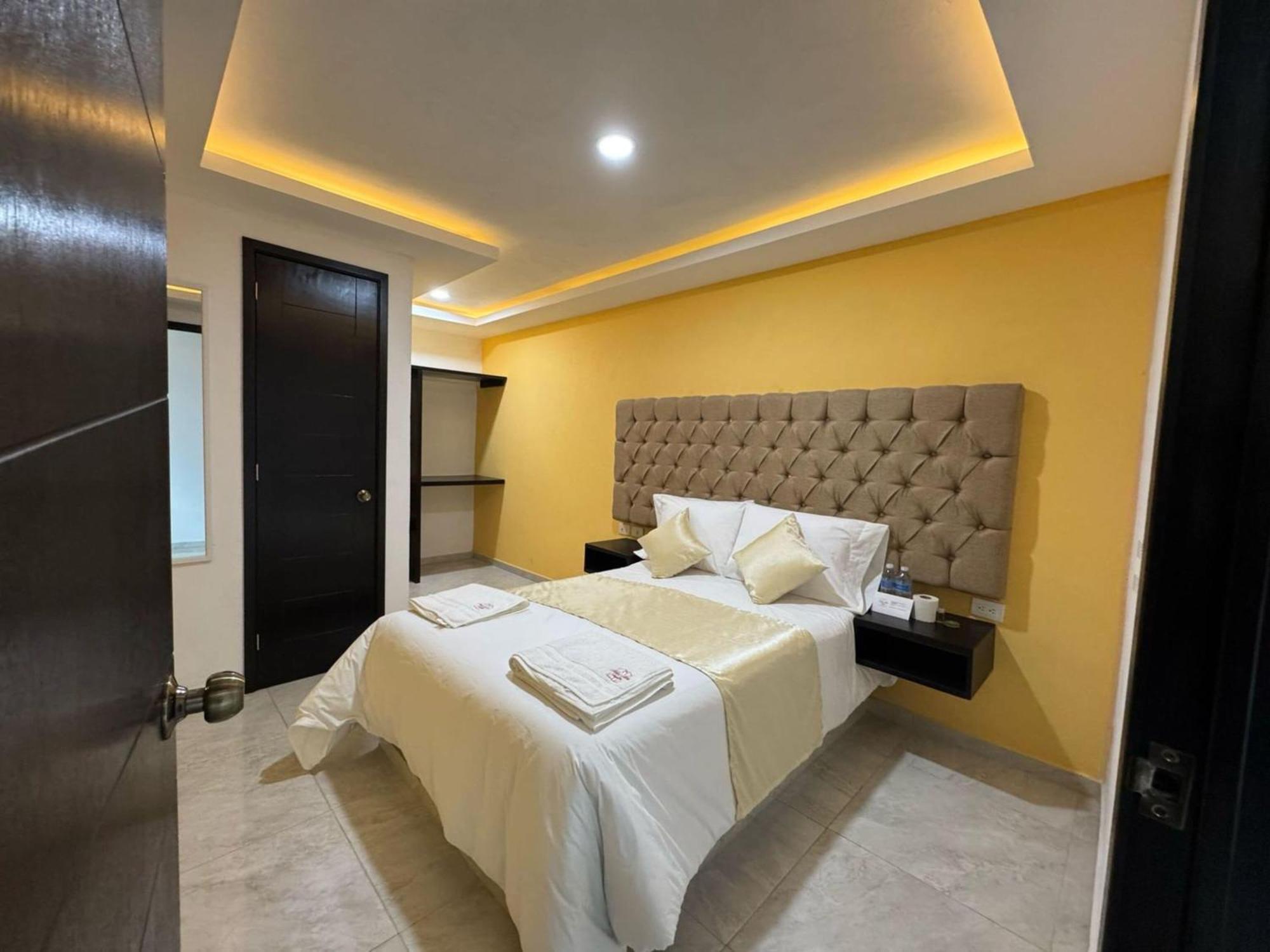 Oyo Hotel Familiar Tollan Cholula Eksteriør billede
